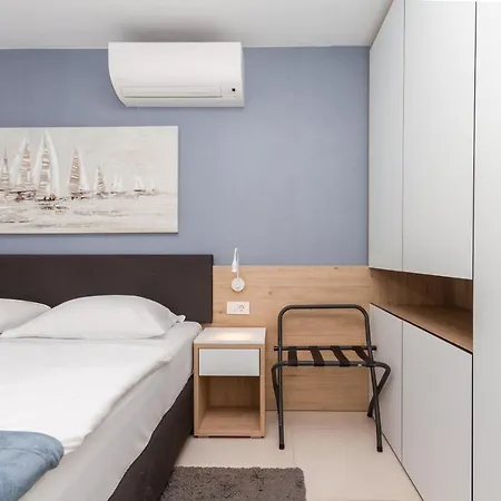 Garden Palace Marjeta With Free Parking Umag
