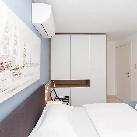 Apartment Garden Palace Marjeta With Free Parking