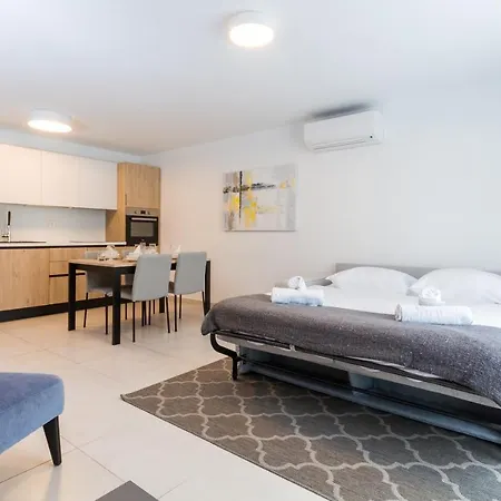 Garden Palace Marjeta With Free Parking Apartment