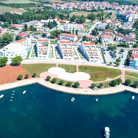 Garden Palace Marjeta With Free Parking
