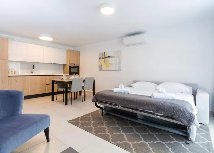 Garden Palace Marjeta With Free Parking Apartamento