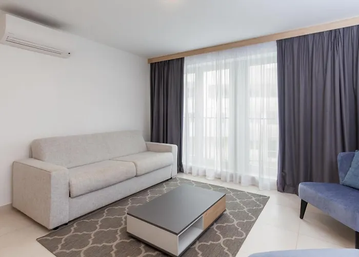 Garden Palace Marjeta With Free Parking